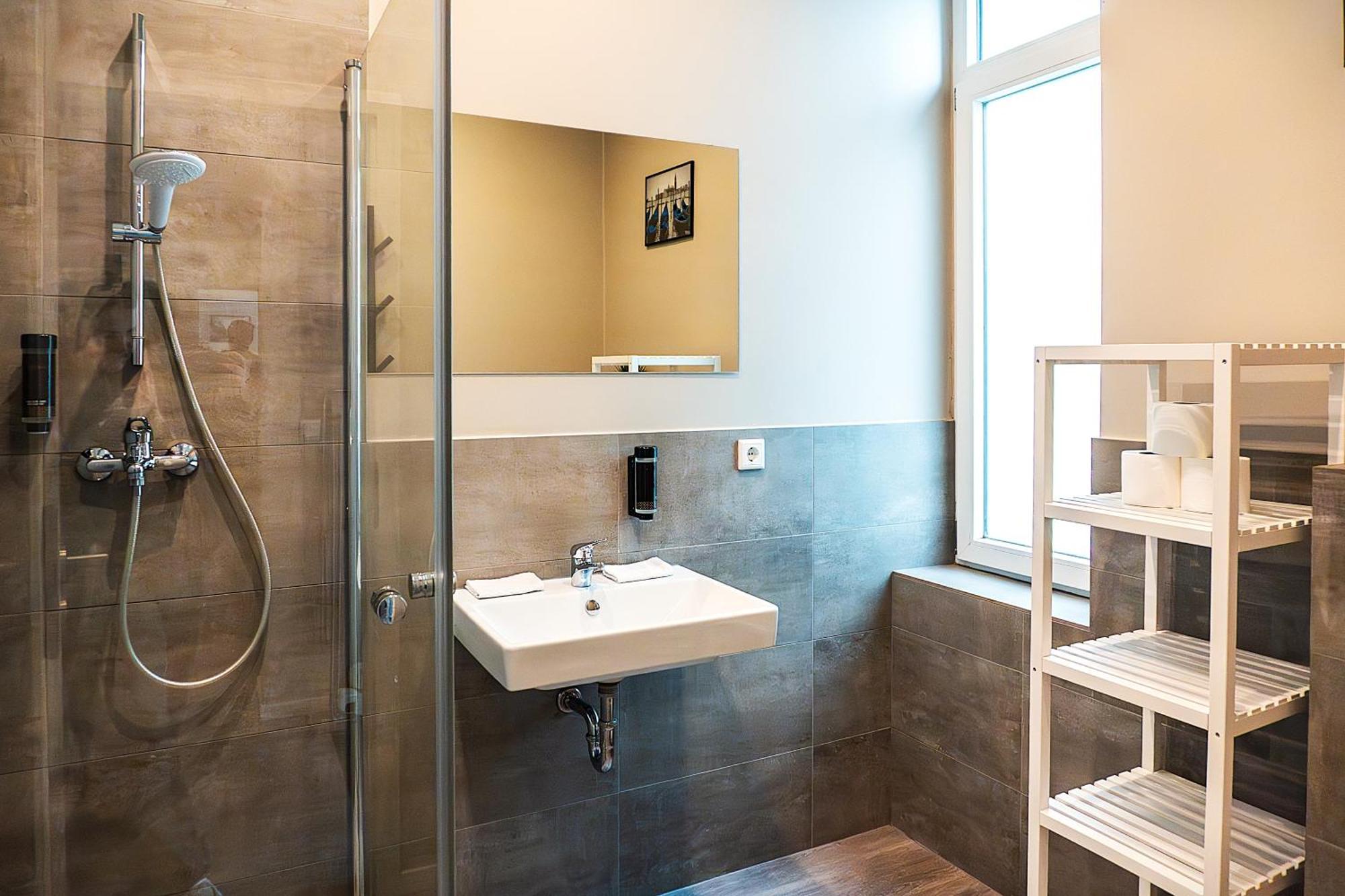 Liro Stadt Apartments Крефельд Экстерьер фото