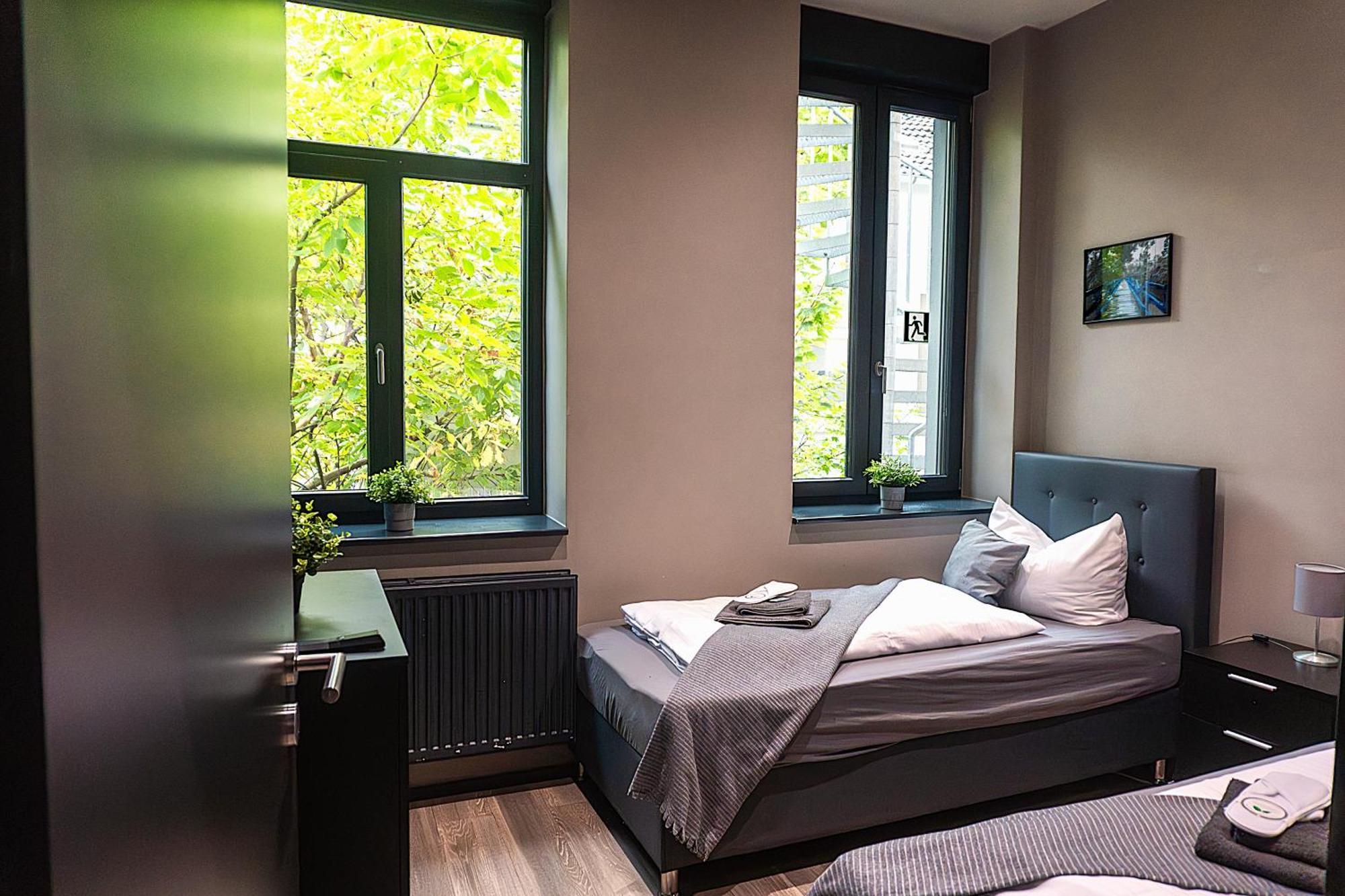 Liro Stadt Apartments Крефельд Экстерьер фото