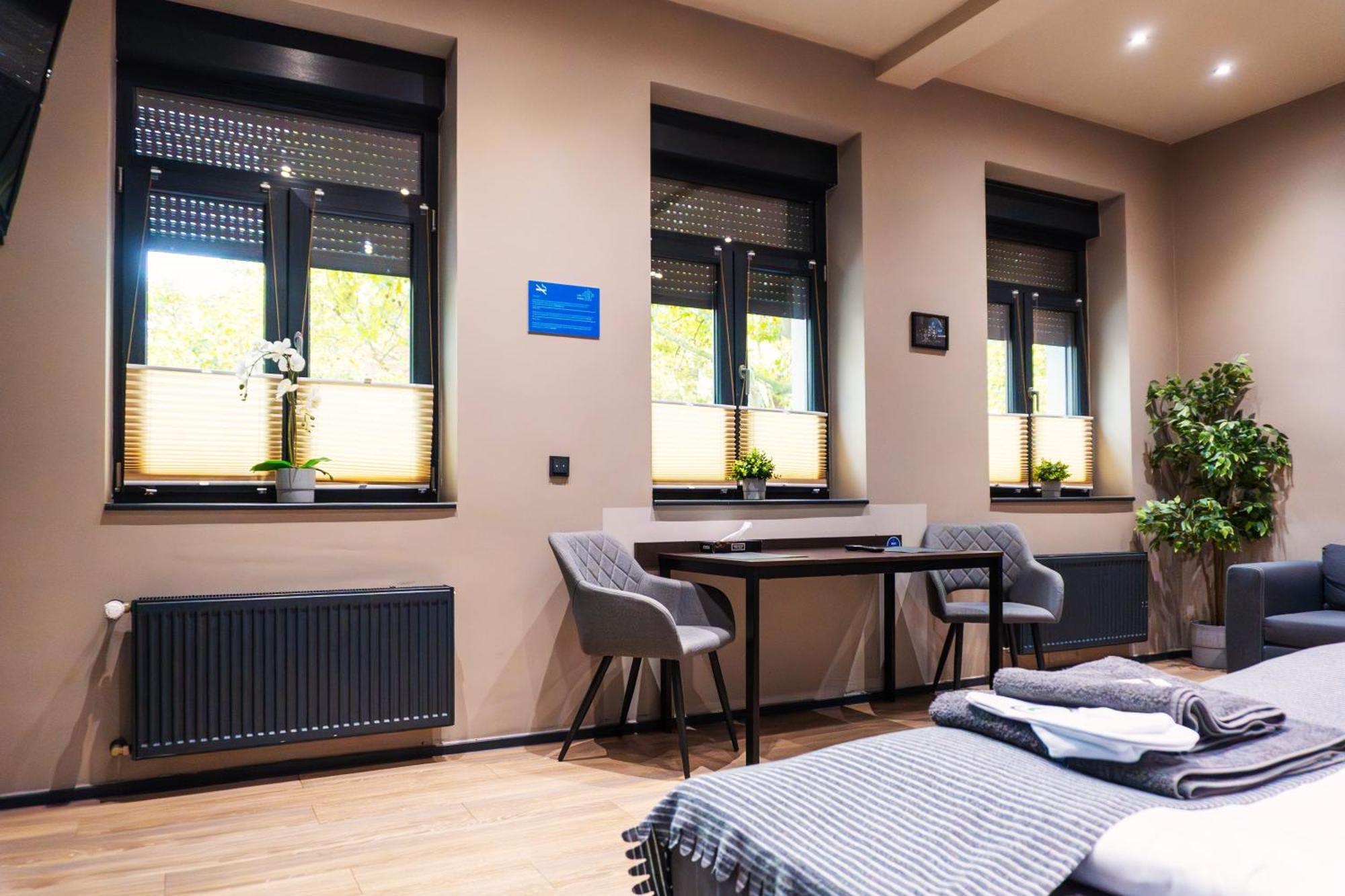 Liro Stadt Apartments Крефельд Экстерьер фото
